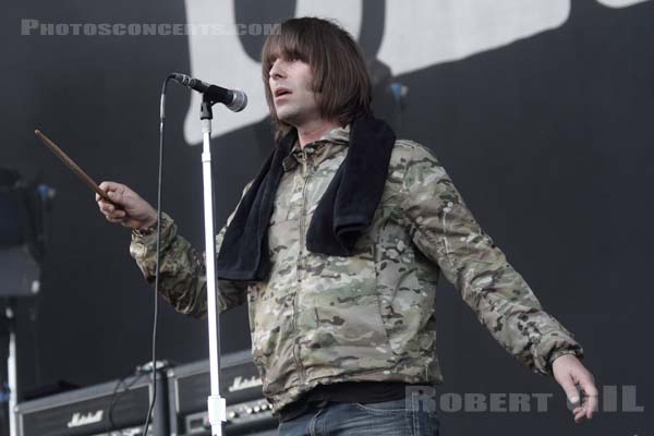 BEADY EYE - 2011-07-03 - BELFORT - Presqu'ile du Malsaucy - 